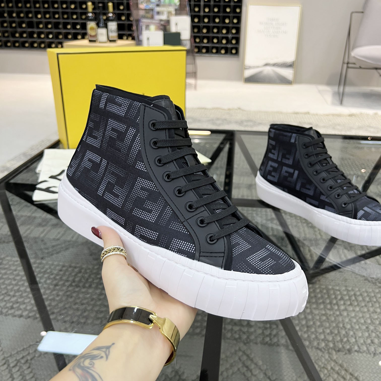 FD 25New Men's High-Top Sneakers V1805