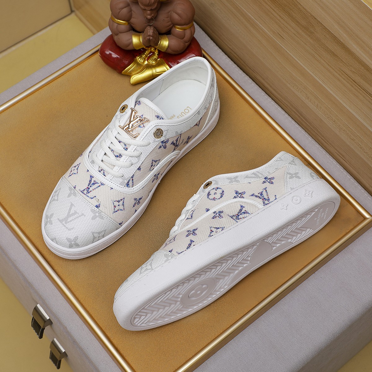 LV Low Top Fashion Sneakers V1711