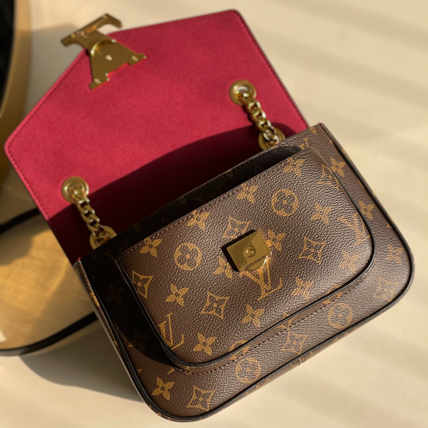 LV Women's Fashion Handbags C3201