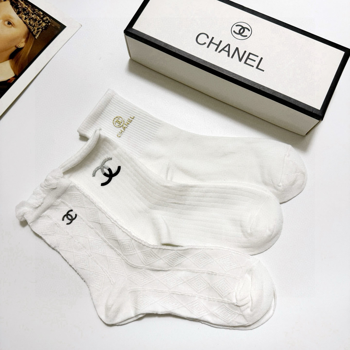 CH Mid-Calf Socks V3109