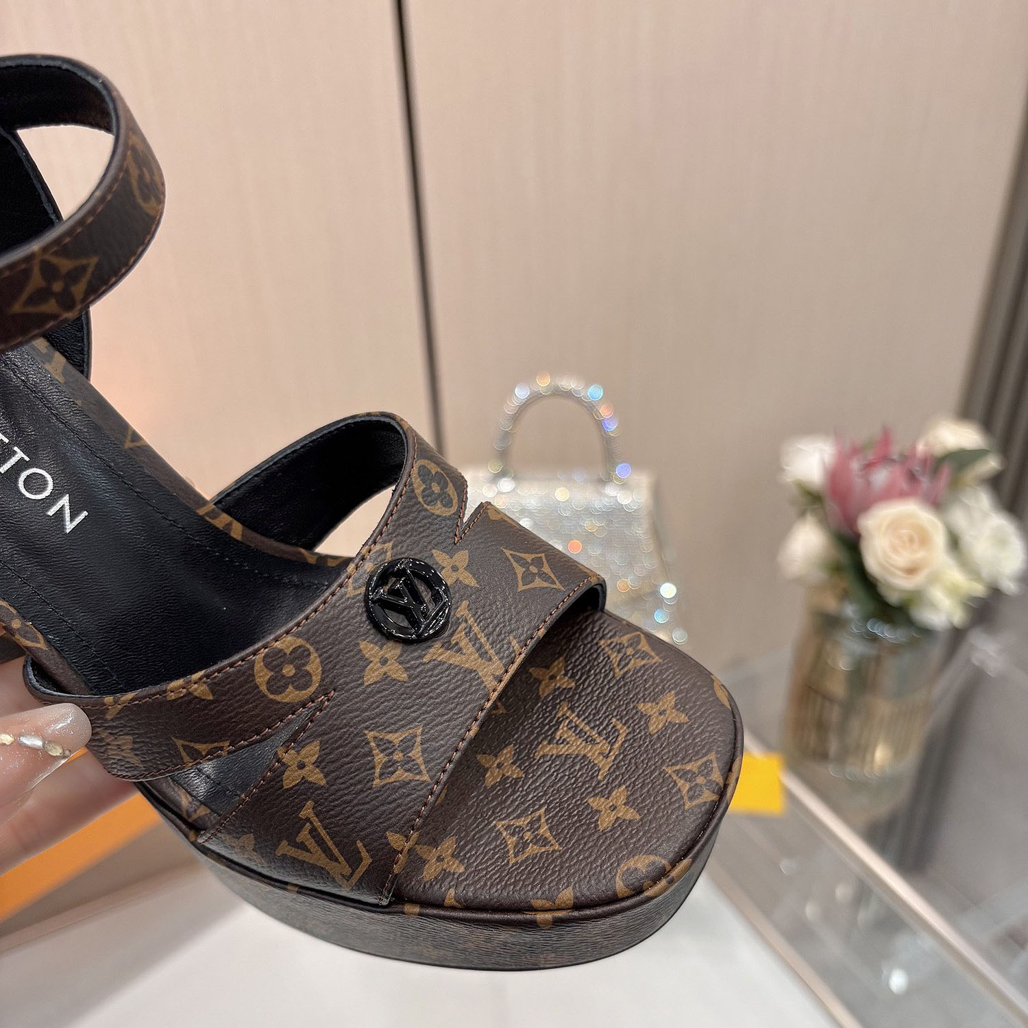 LV Spring 2025 New Collection women's high heels V3306
