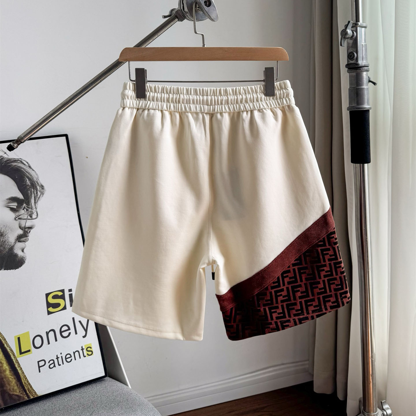 FD Fashionable patchwork pattern men's shorts V380129