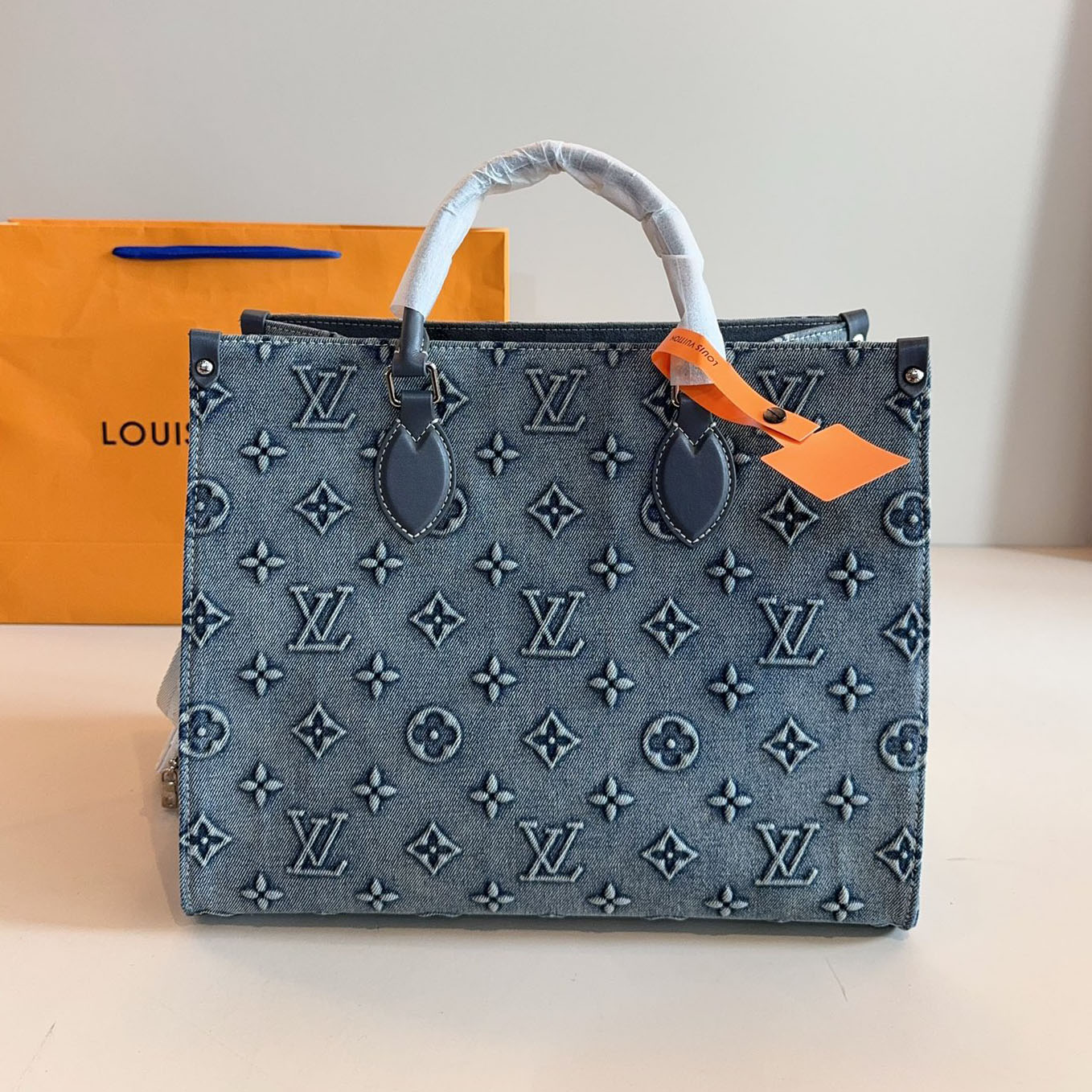 LV Onthego Series Denim Tote Bag V400809