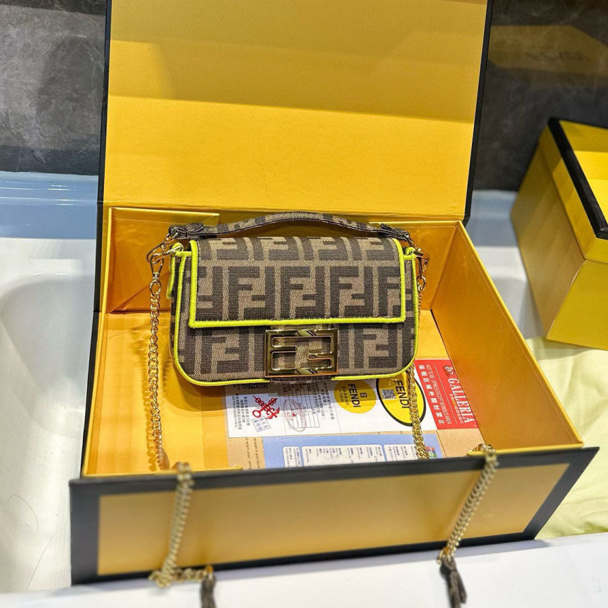 FD classic handbag V380102