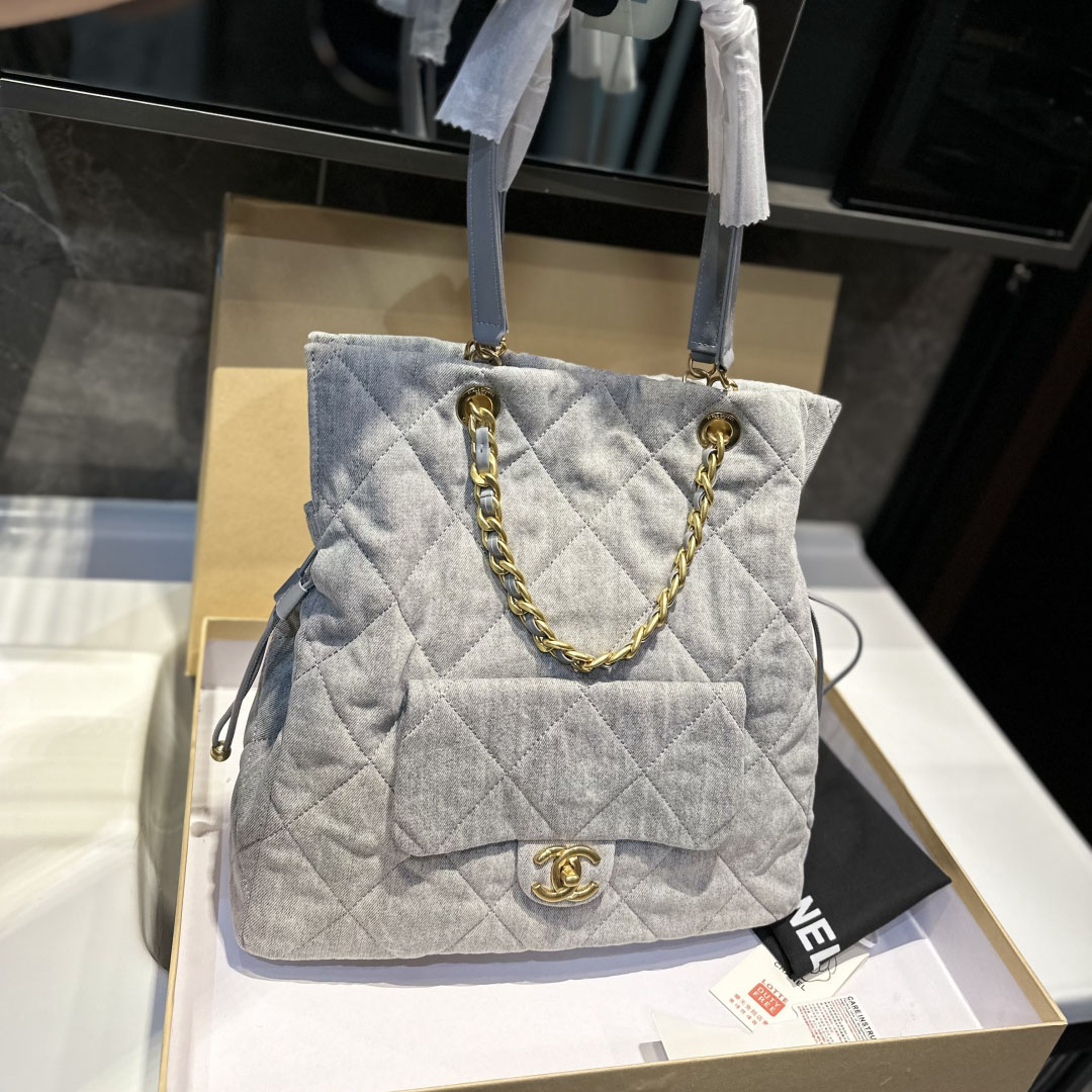 CH Denim Shopping Bag V400818