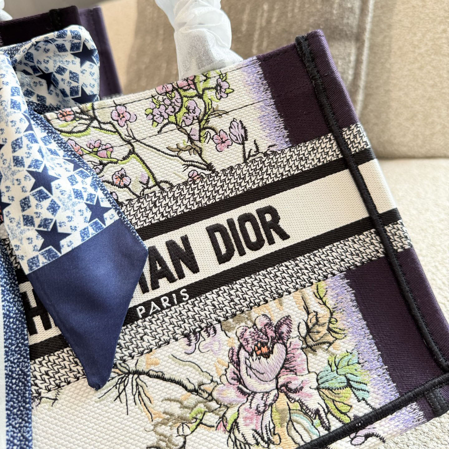 CD 25 New Women's Tote Bags V400805