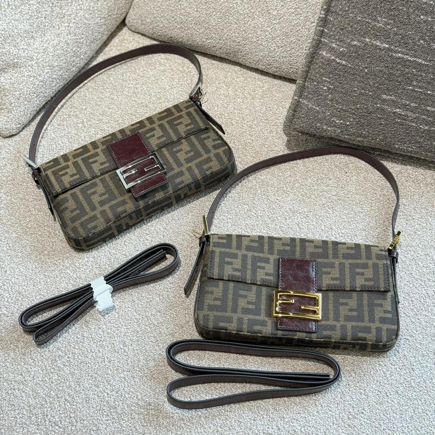 FD 24s Women's Shoulder Bags V380107