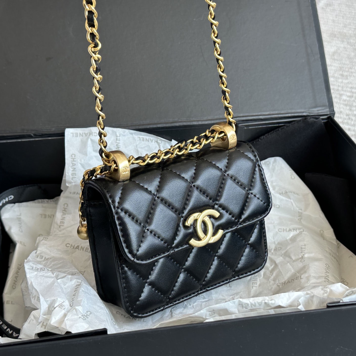 CH Women's Fashion Mini Shoulder Bag BV240529