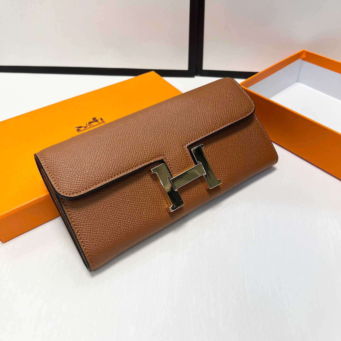 HM Classic Long Wallet BV240524