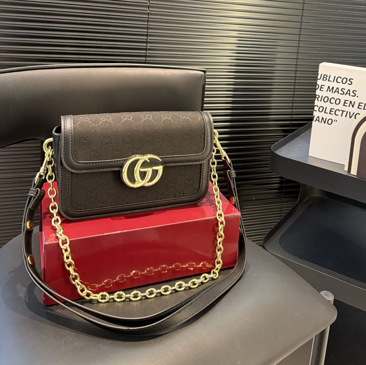 GG Fashion Chain Canvas Bag BV24052009