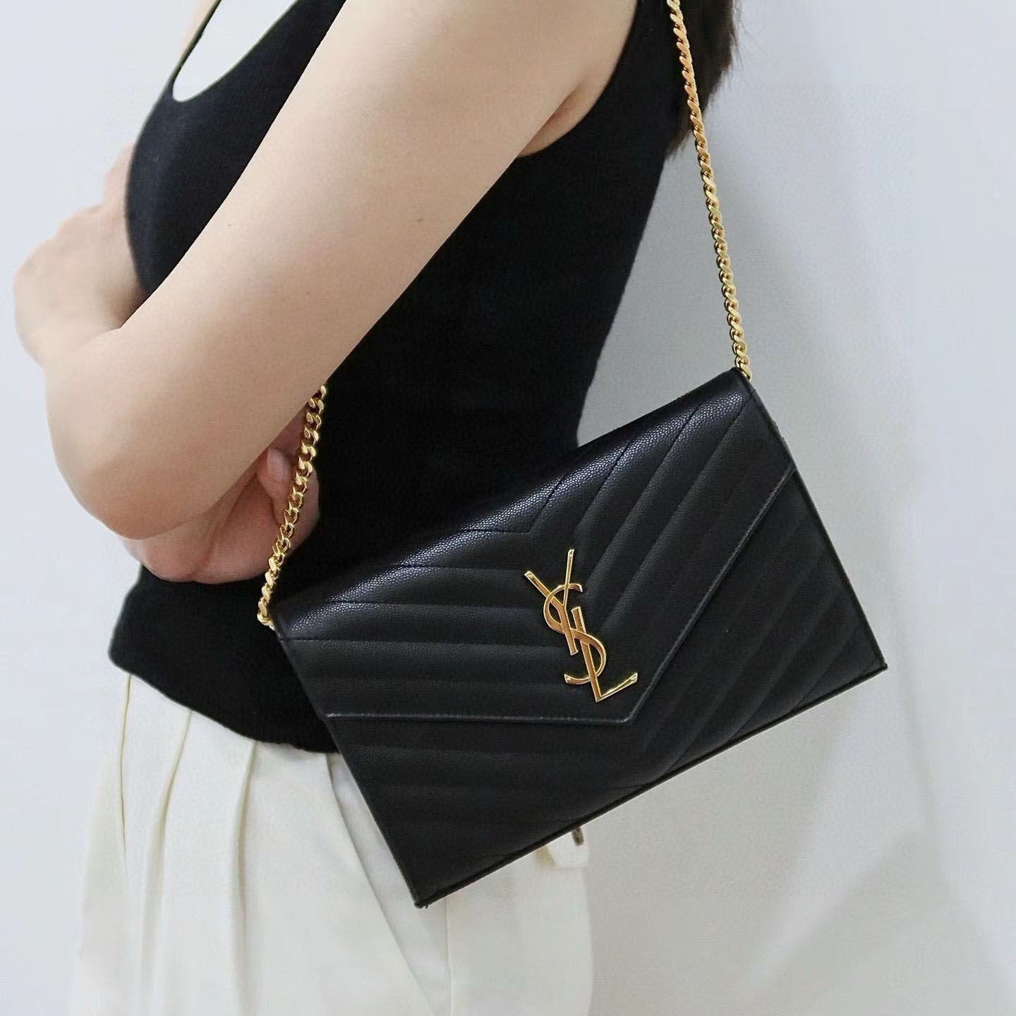 YSL Women's Classic Chain Bag BV240530