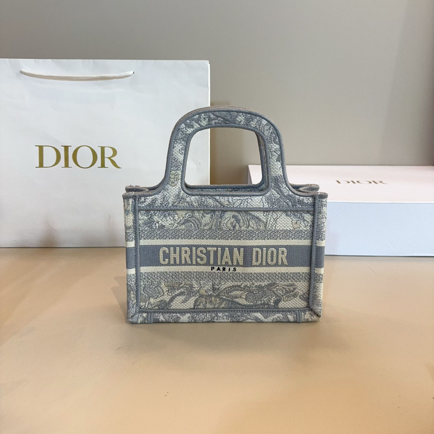 DOR New Spring Mini Embroidered Tote Bag BV240512