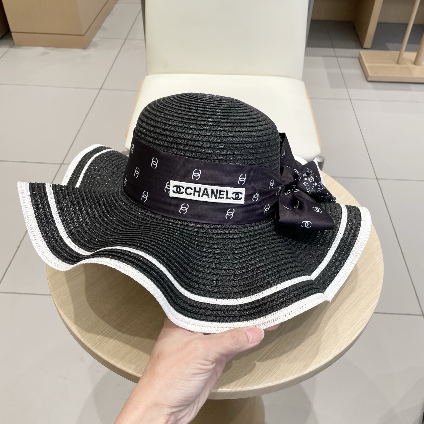 CH Ribbon straw hat BV24051517