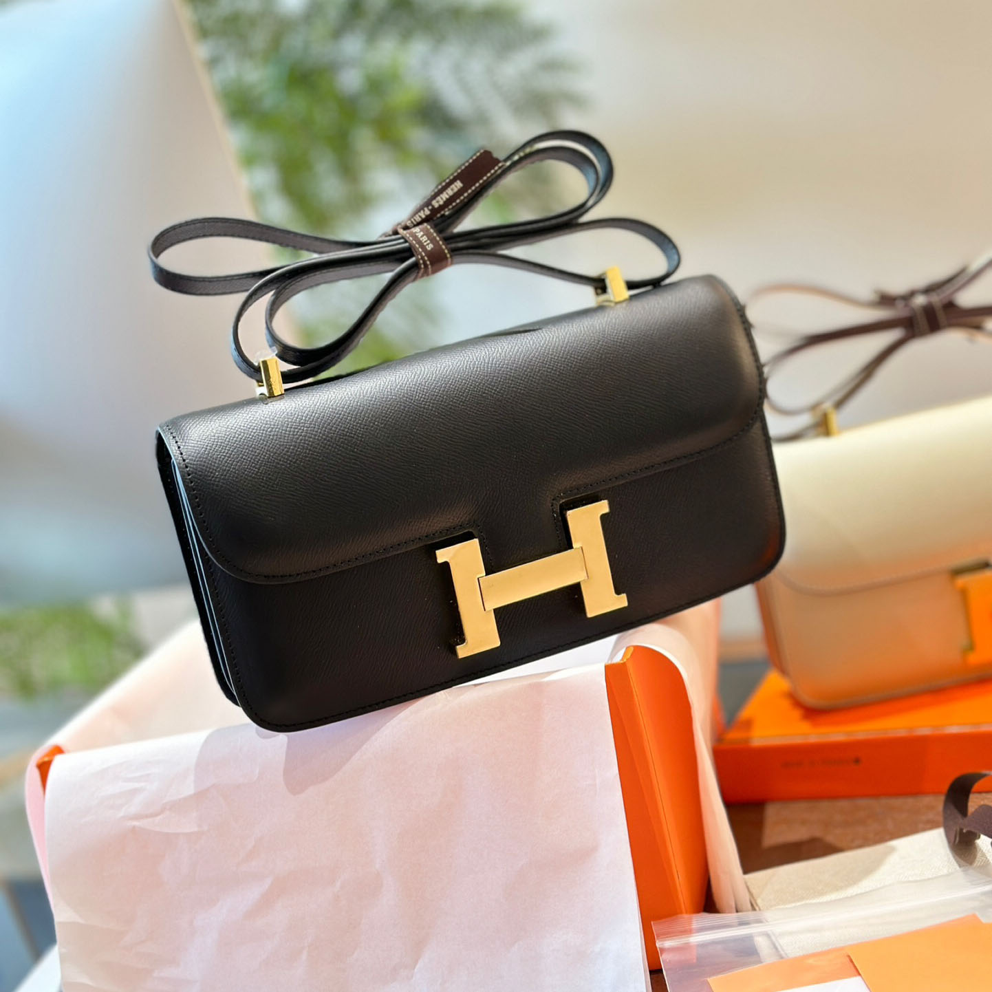 HM Horizontal Constance Bag 26cm BV24051520