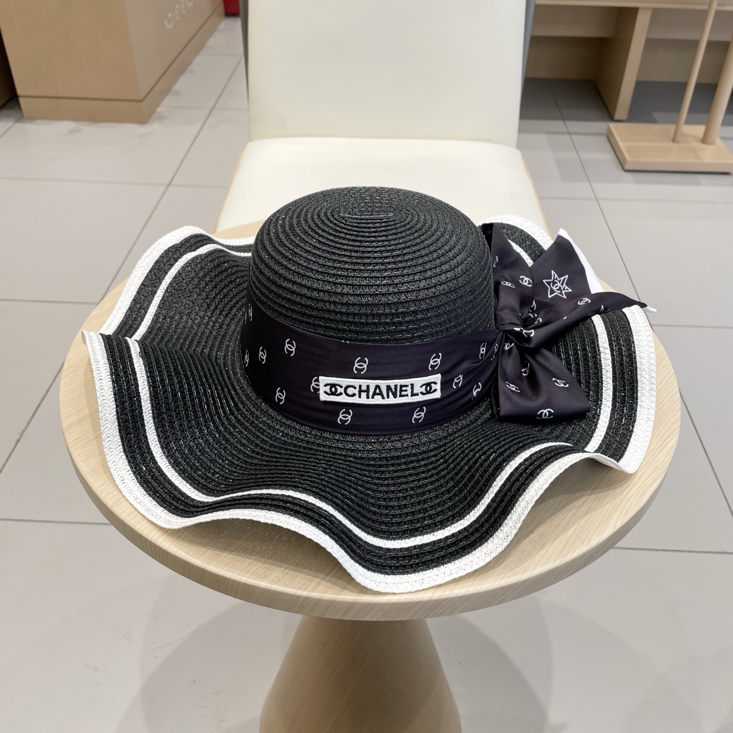 CH Ribbon straw hat BV24051517