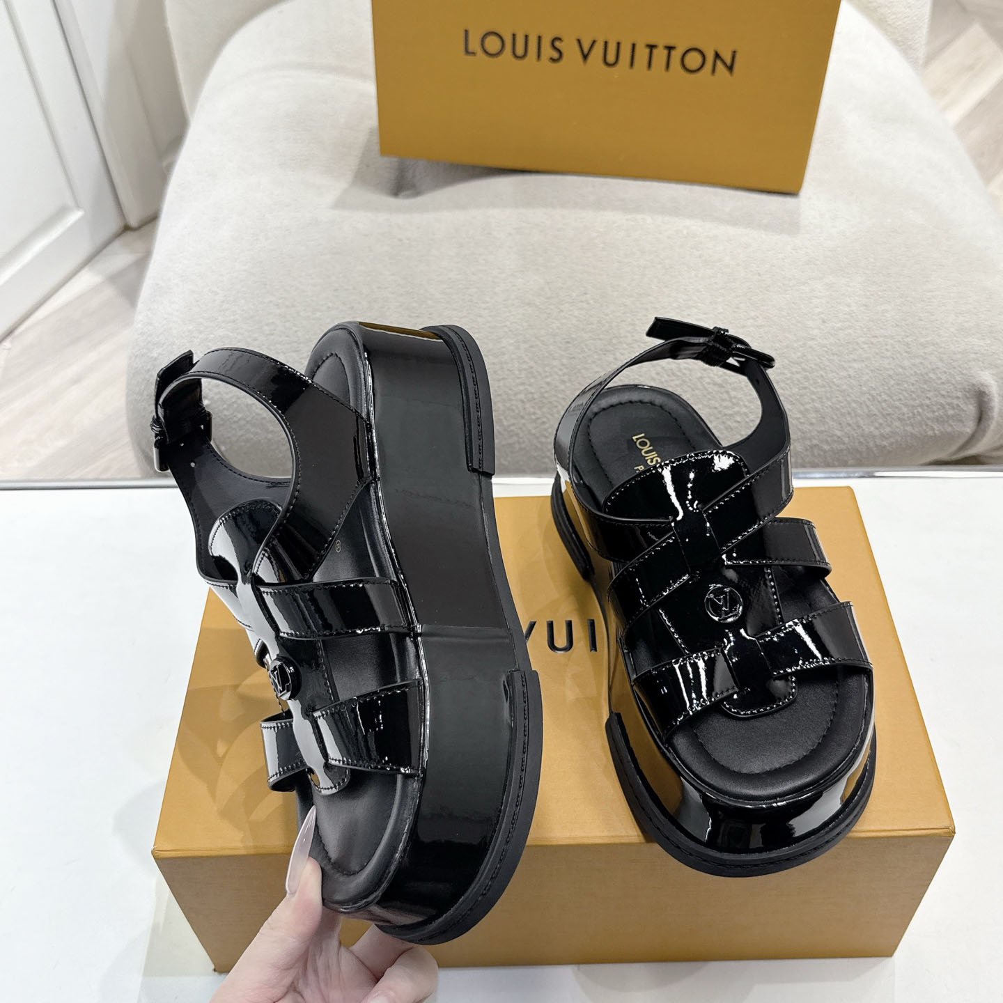 LV 25 New Maya Flatform Sandals BV24051603