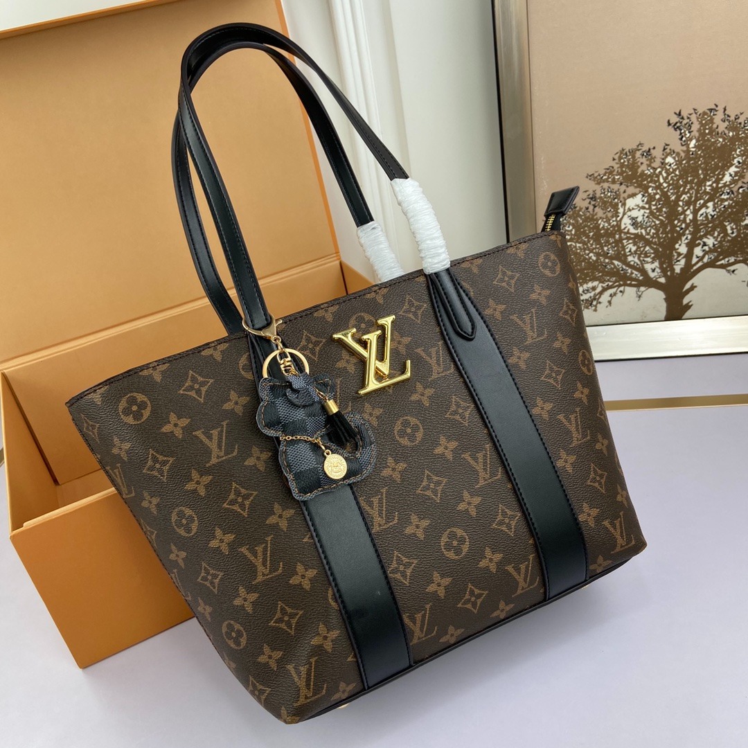 LV Neverfull Classic Tote F24081201