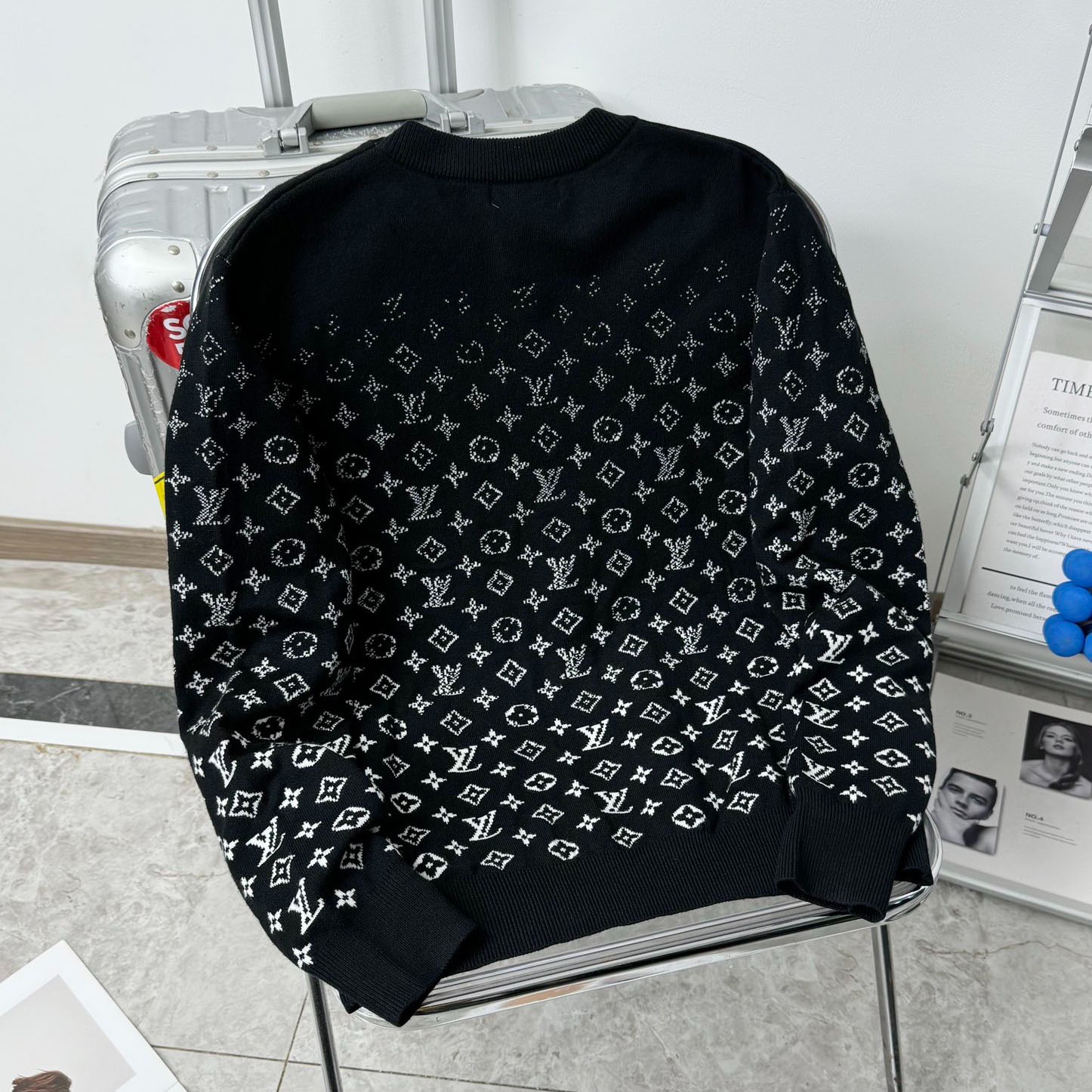 LV Unisex Gradient Cashmere Knit Sweater Z24081101