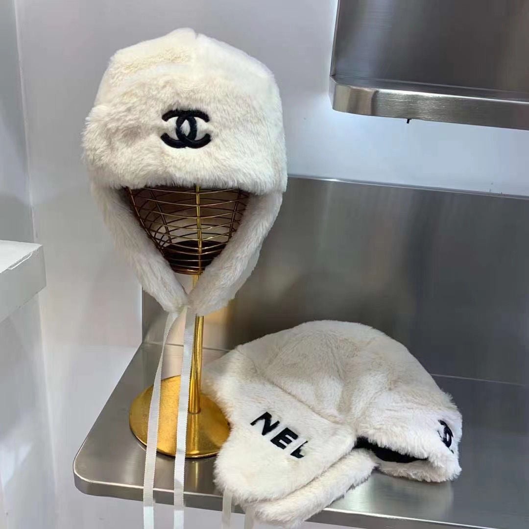 CH Women's Fashion Earmuffs Warm Hat F24081305