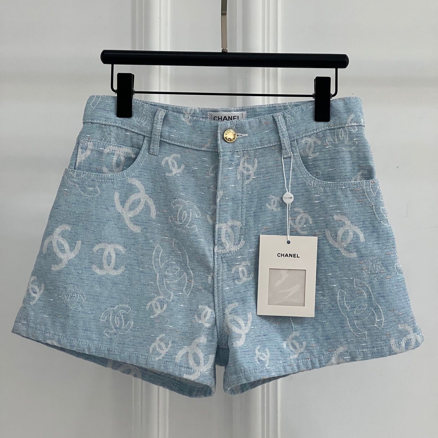 CH 25s Fashion Denim Shorts F24080602