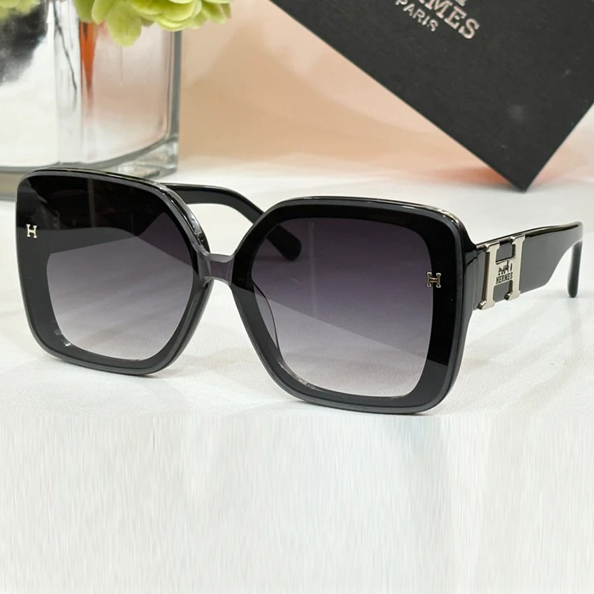 HM Classic logo versatile sunglasses F24080205