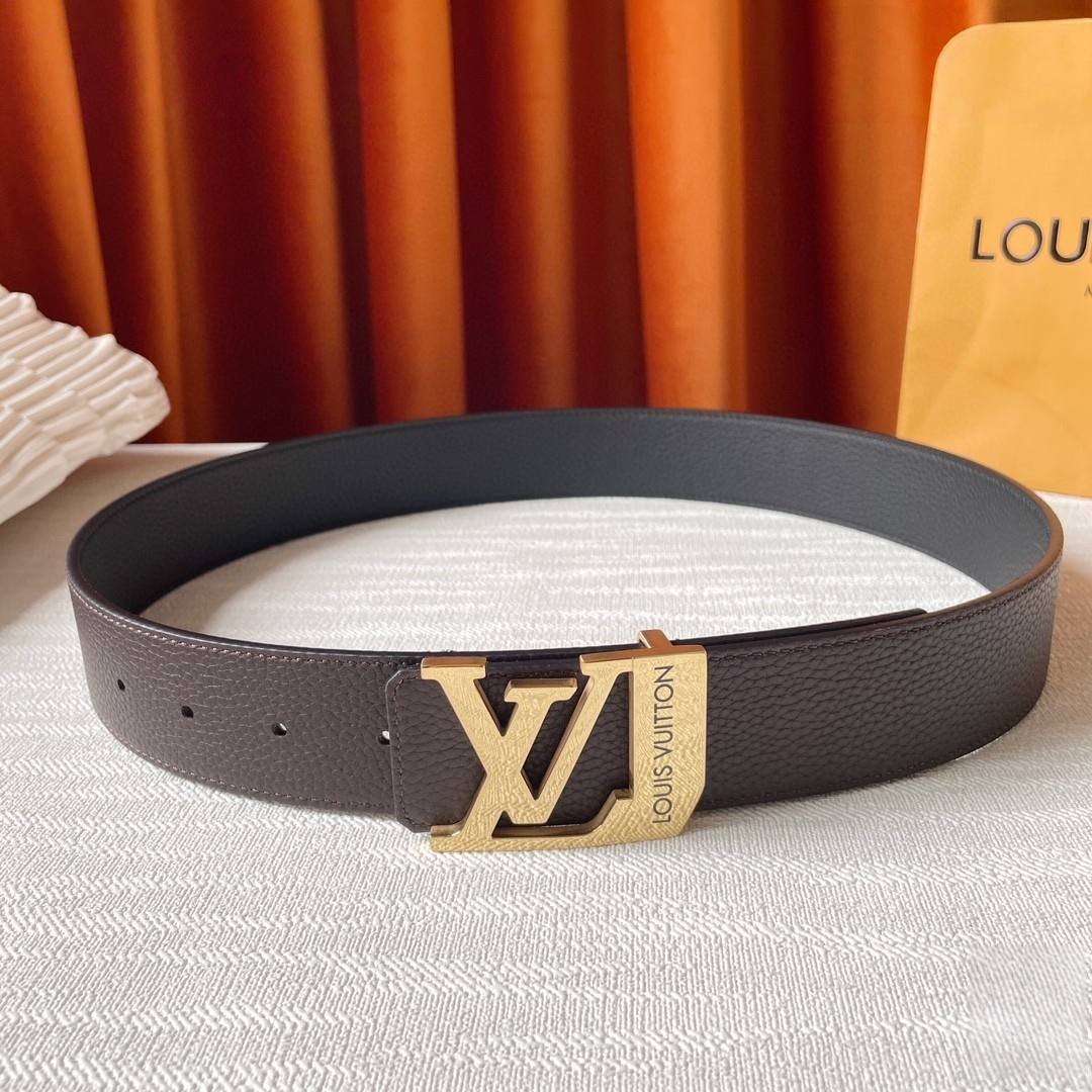 LV One-piece cast hardware steel buckle belt   YV24052111