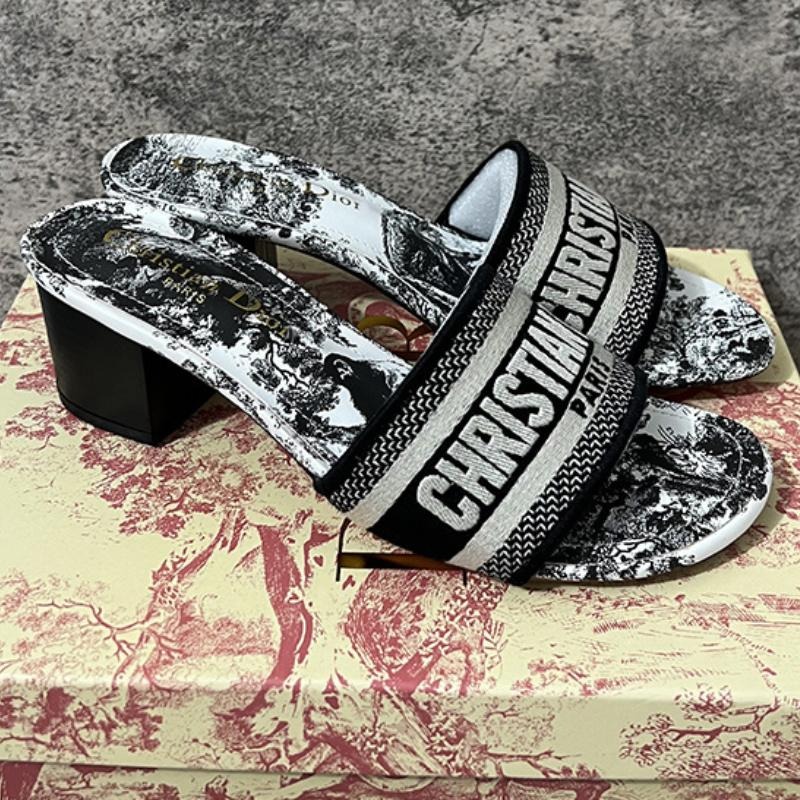 Dor New Fashion Low Heel Women's Sandals MC24092403