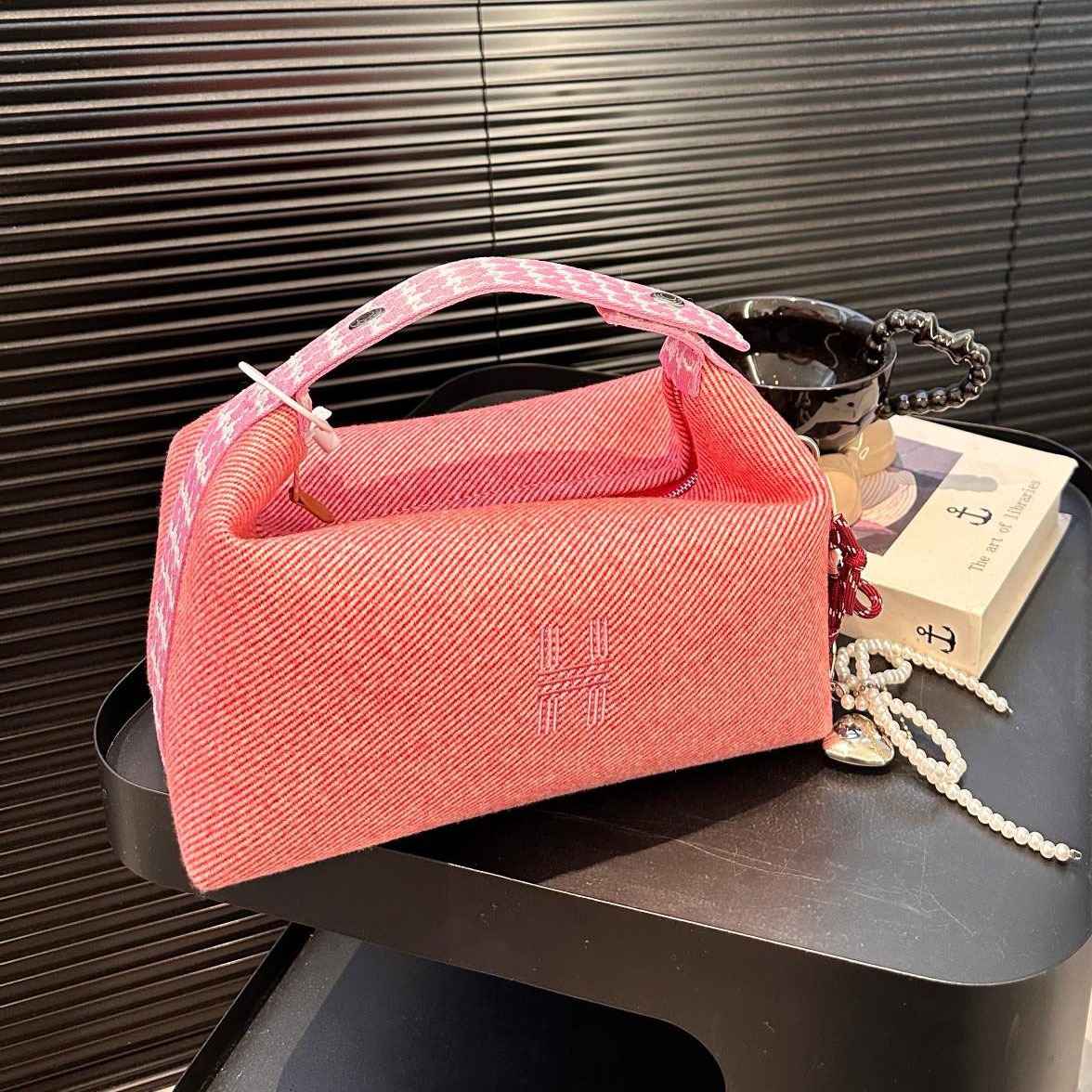 HM Fashion Canvas Handbag MC24092303