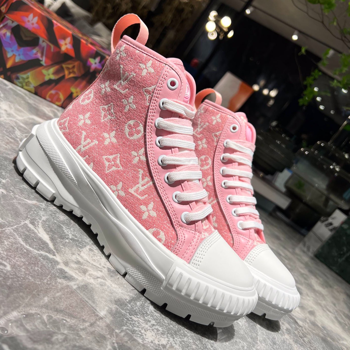 LV Fashion Denim Women's Sneakers MC24092201