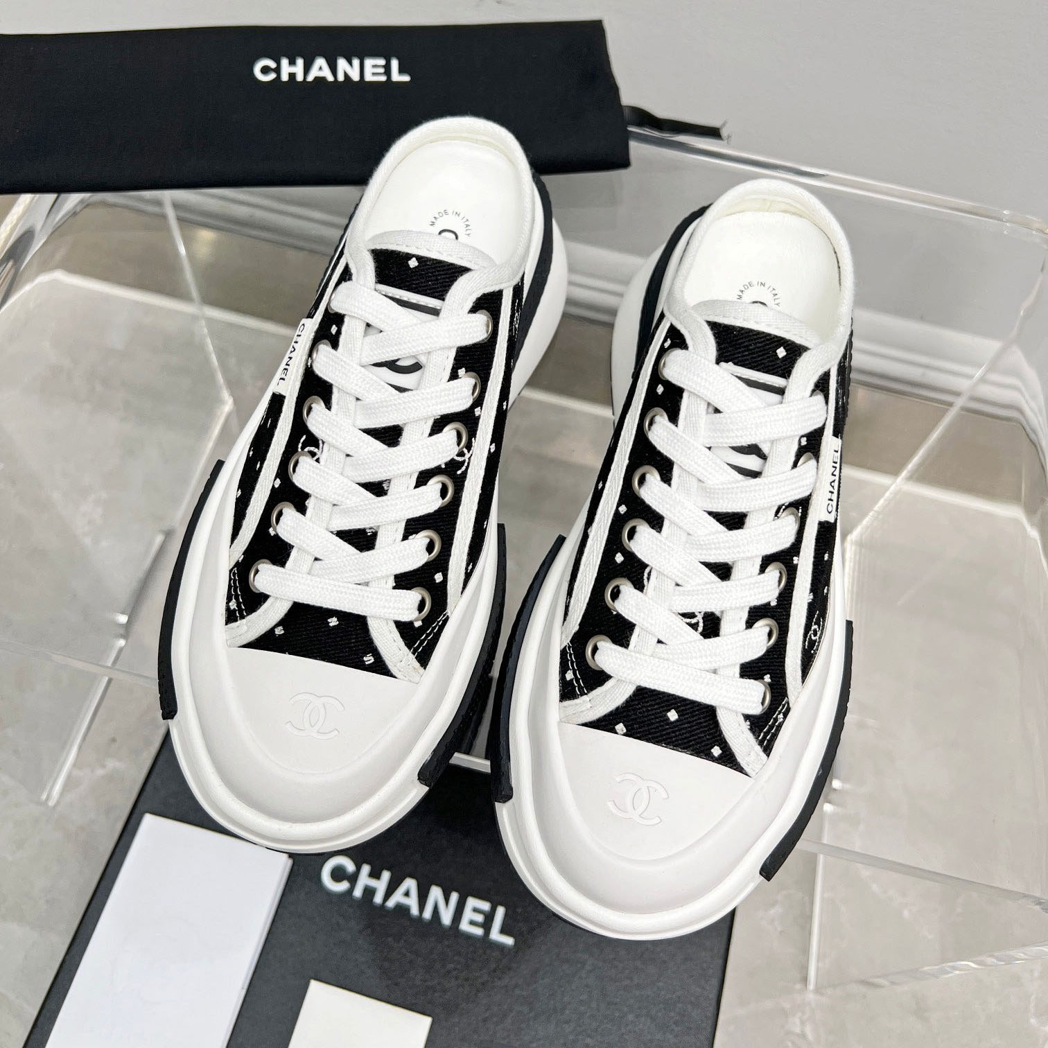 CH Starry Sky Slip-On ST250232