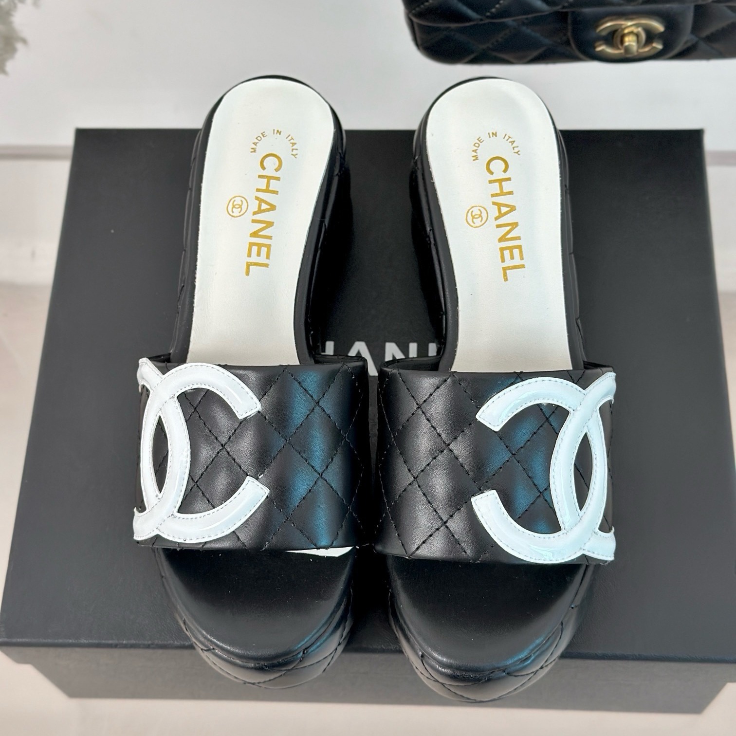 CH Classic Platform Sandals ST250223