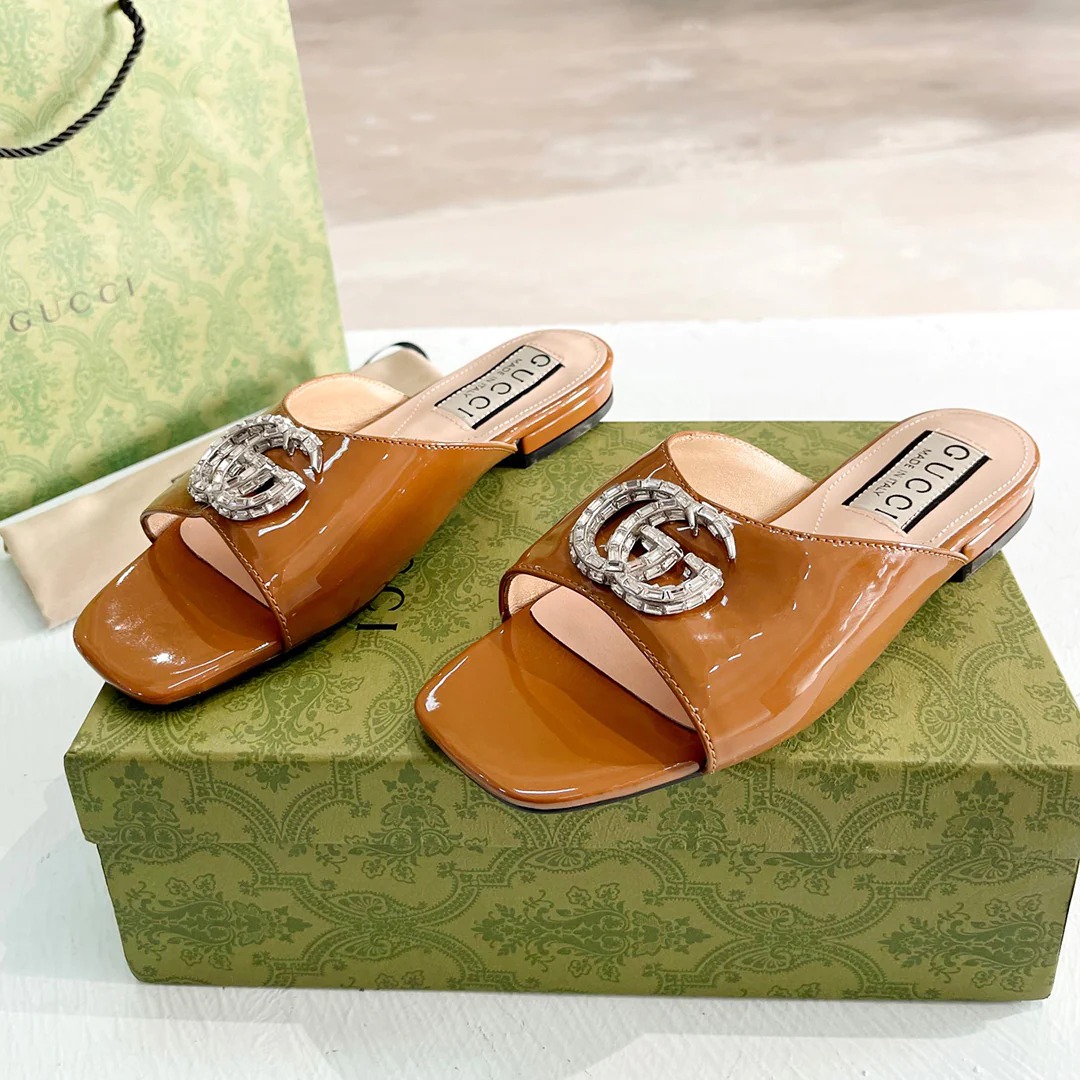 GG Women's Classic Casual Sandals DD250225