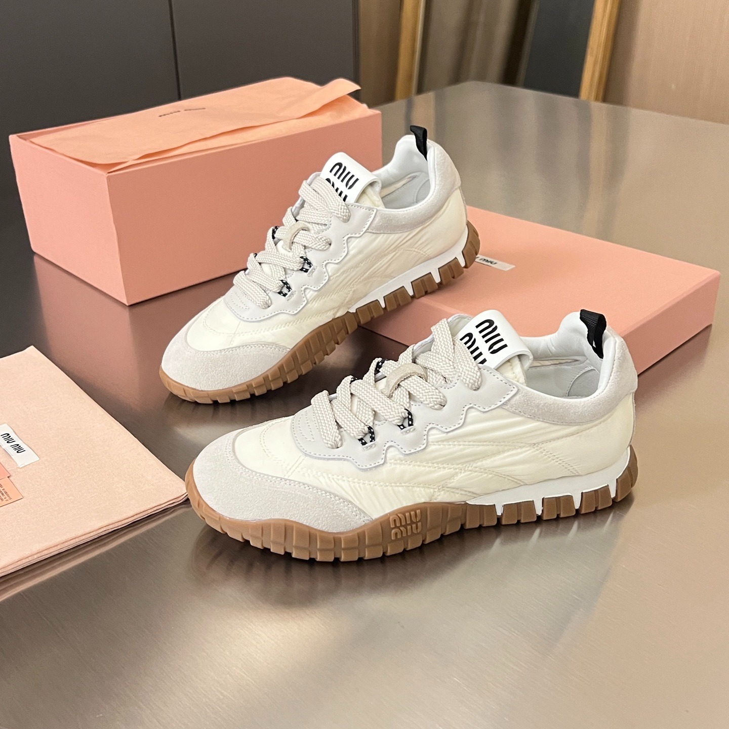 Miu Dexun new sneakers ST250202