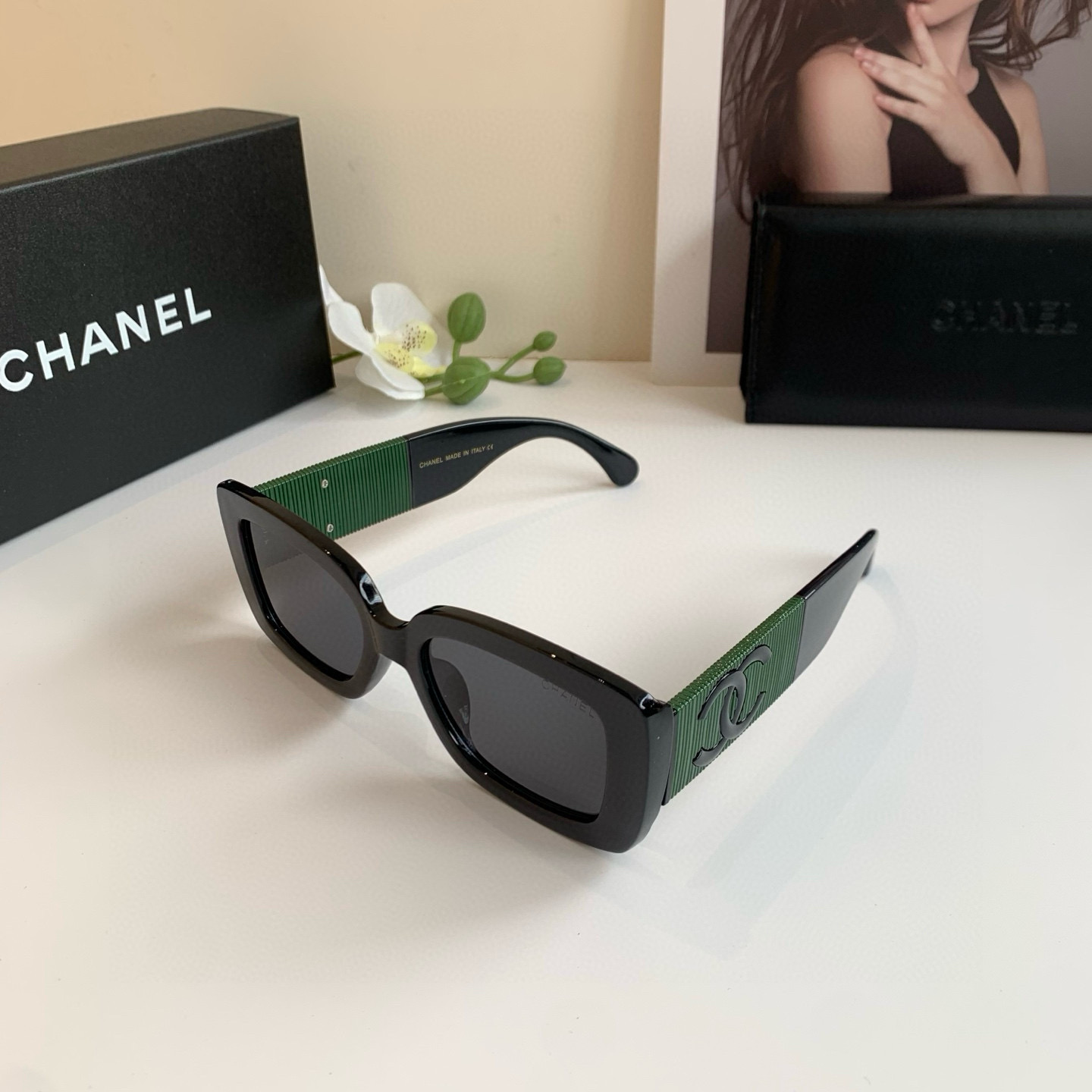 CH New Fashion Women's Sunglasses YV24052309
