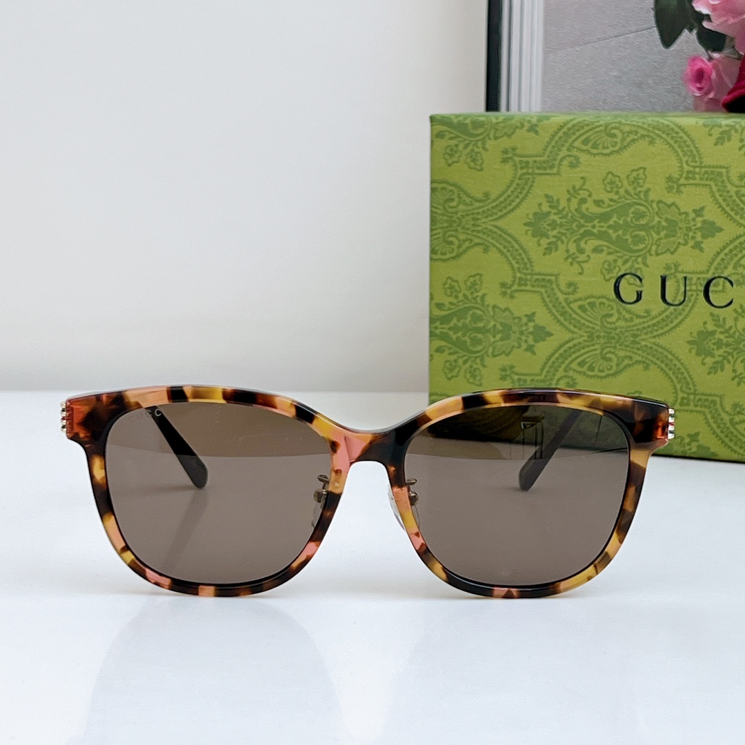GG Simple And Stylish Logo - Decorated Sunglasses YV240524017