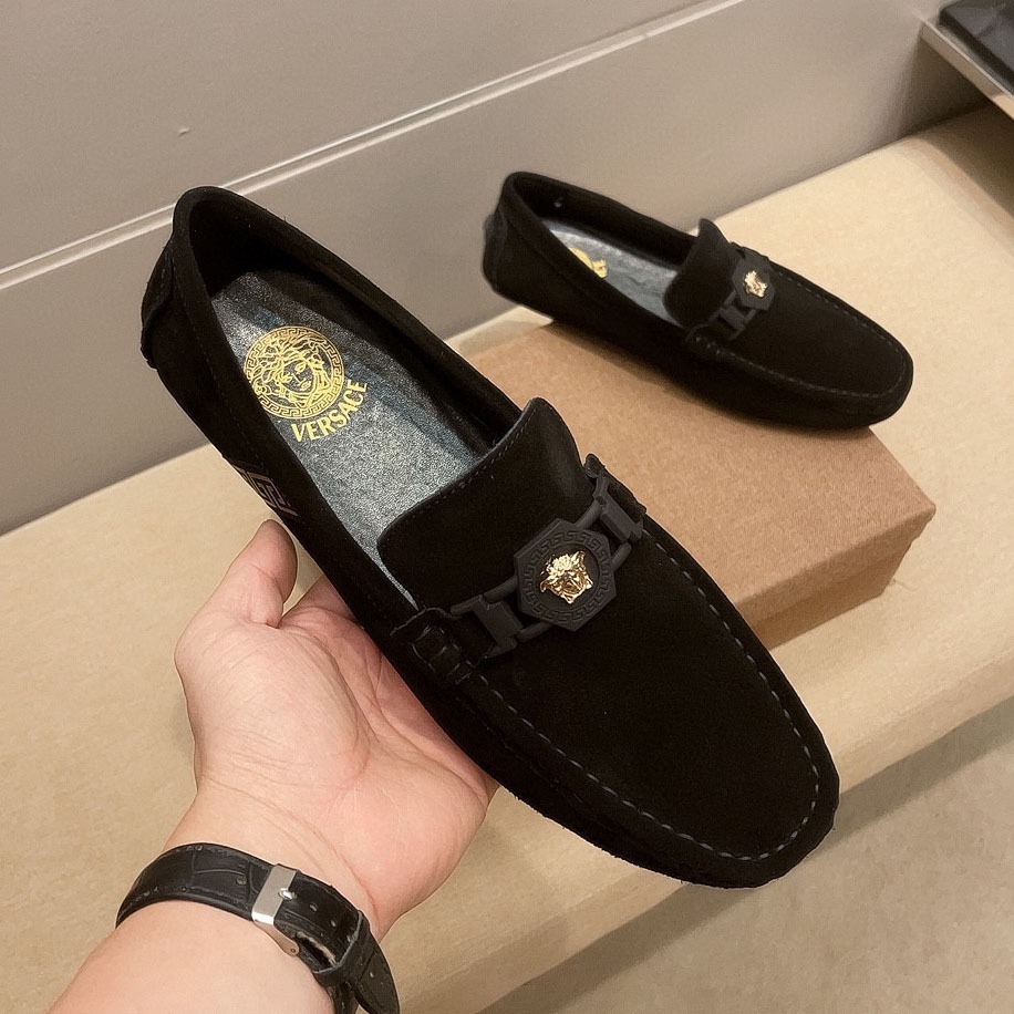 Vs Medusa Logo Suede Loafers TE250311
