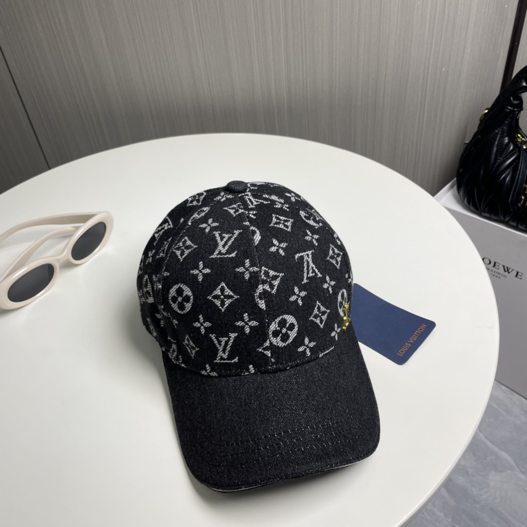 LV Classic Style Baseball Cap TE250445