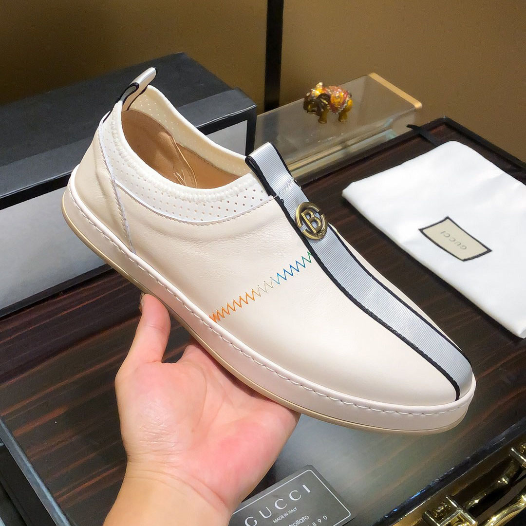 GG Stylish and Comfortable Slip-On Shoes SY250424