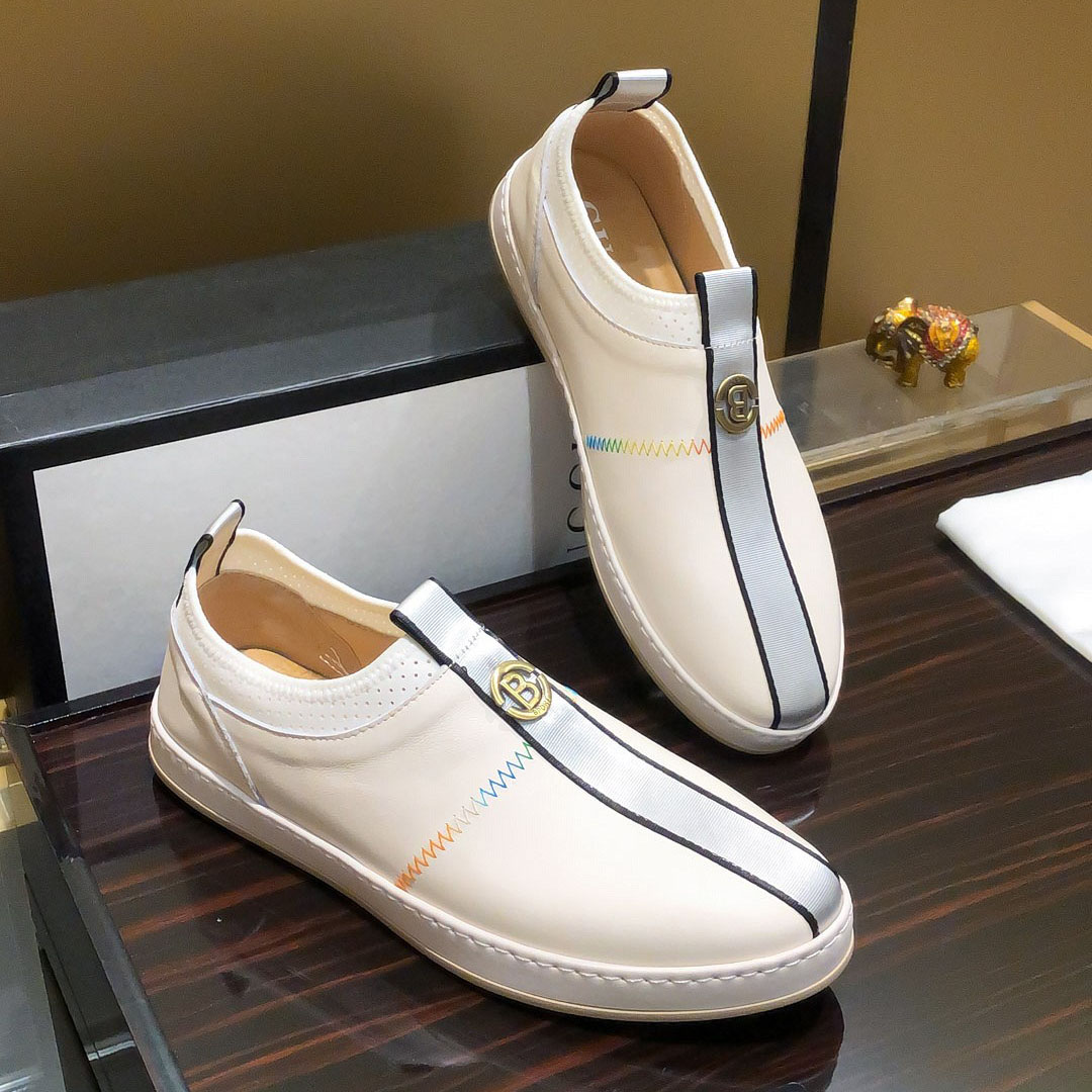 GG Stylish and Comfortable Slip-On Shoes SY250424