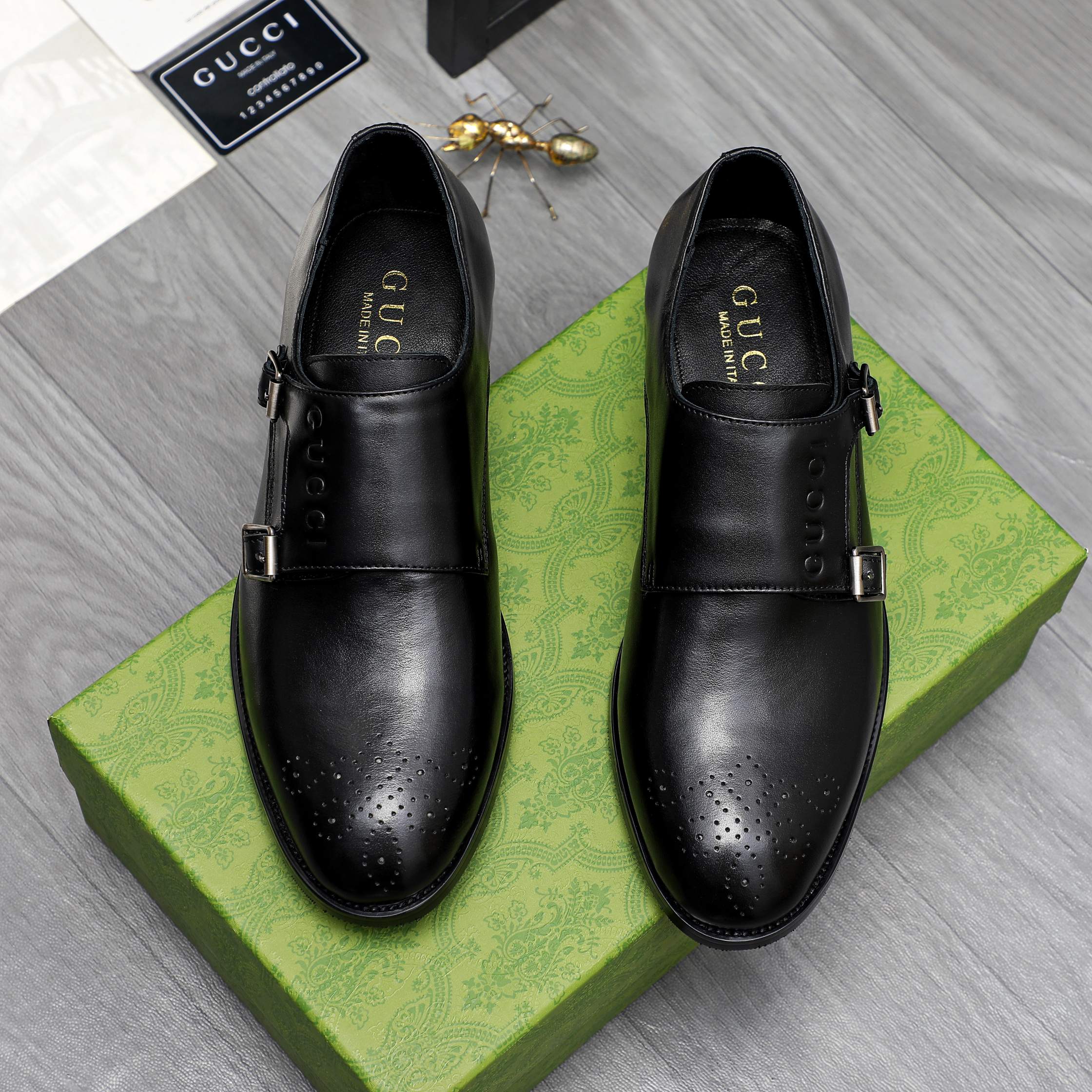 GG Cowhide Leather Business Shoes SY250431