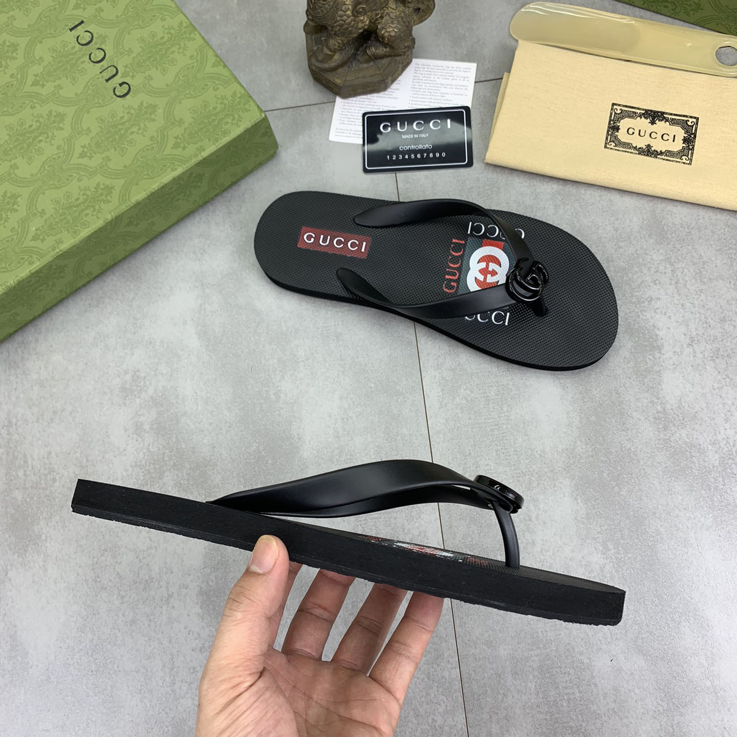 GG Men's Stylish Flip-Flop Sandals SY250430