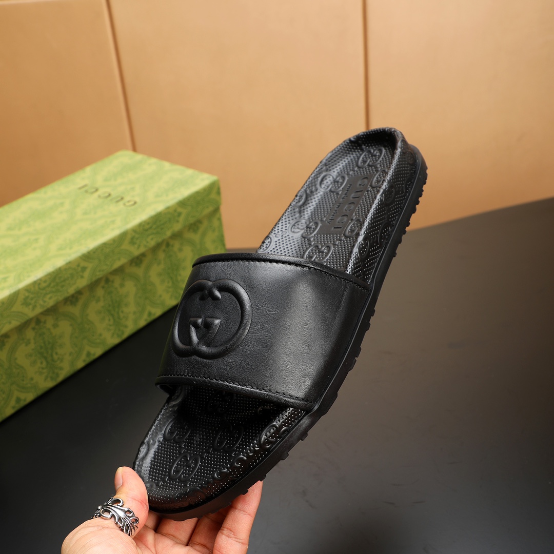 GG New Men's Stylish Slippers TE250402