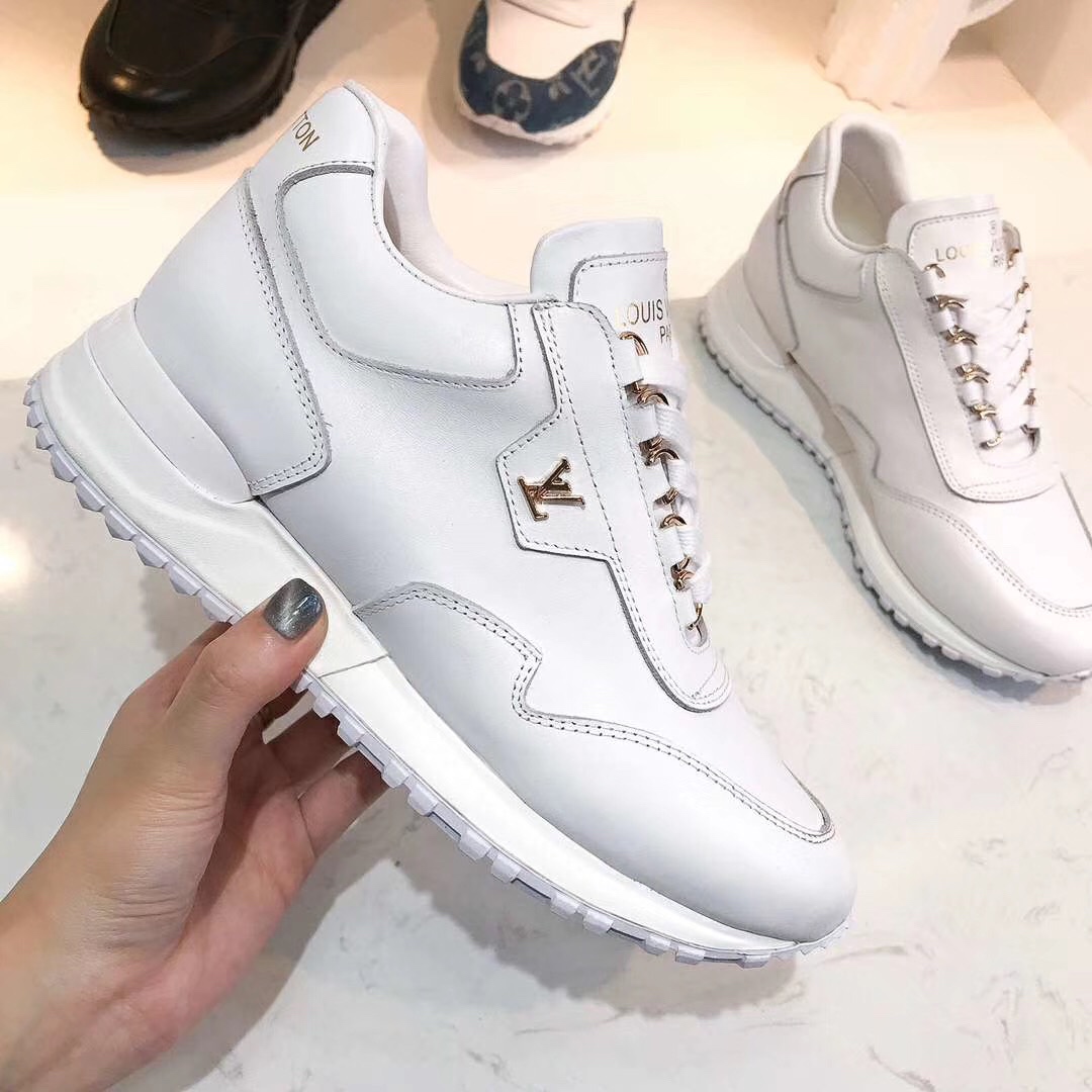 LV Classic Frontrow Sneakers ED240411