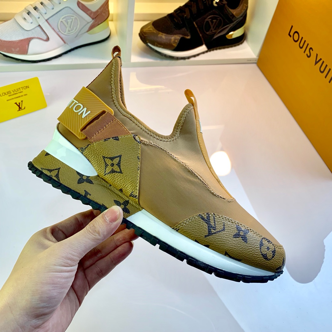 LV Runner Stylish Sneakers ED240404