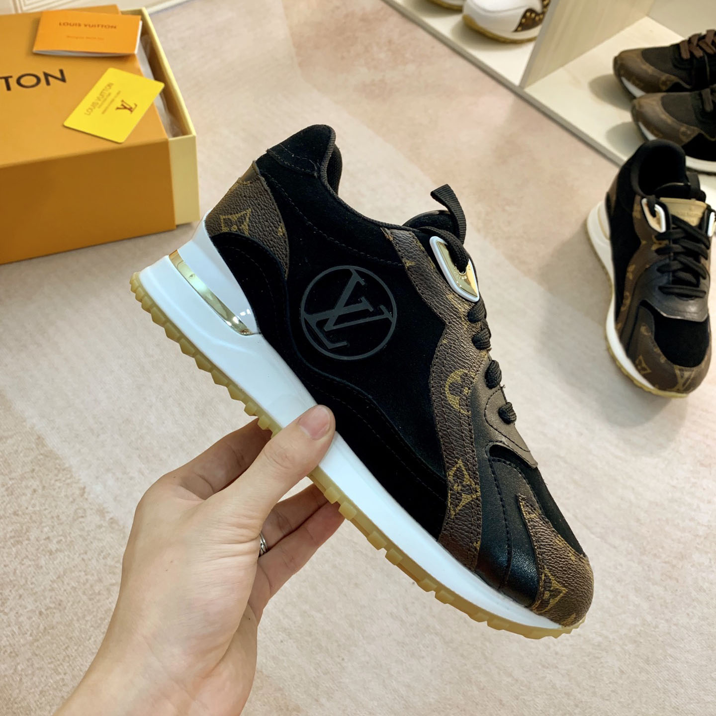 LV Run Away Stylish Sneakers ED240401