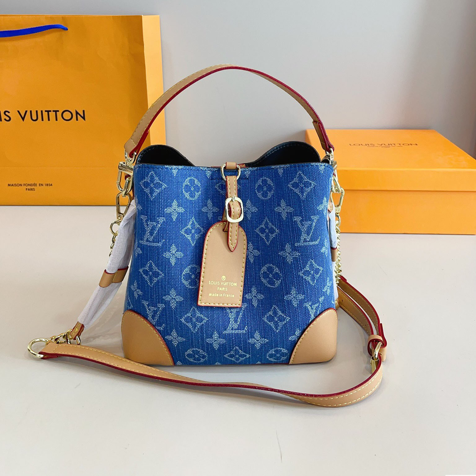 LV Denim Bucket Bag BV250408