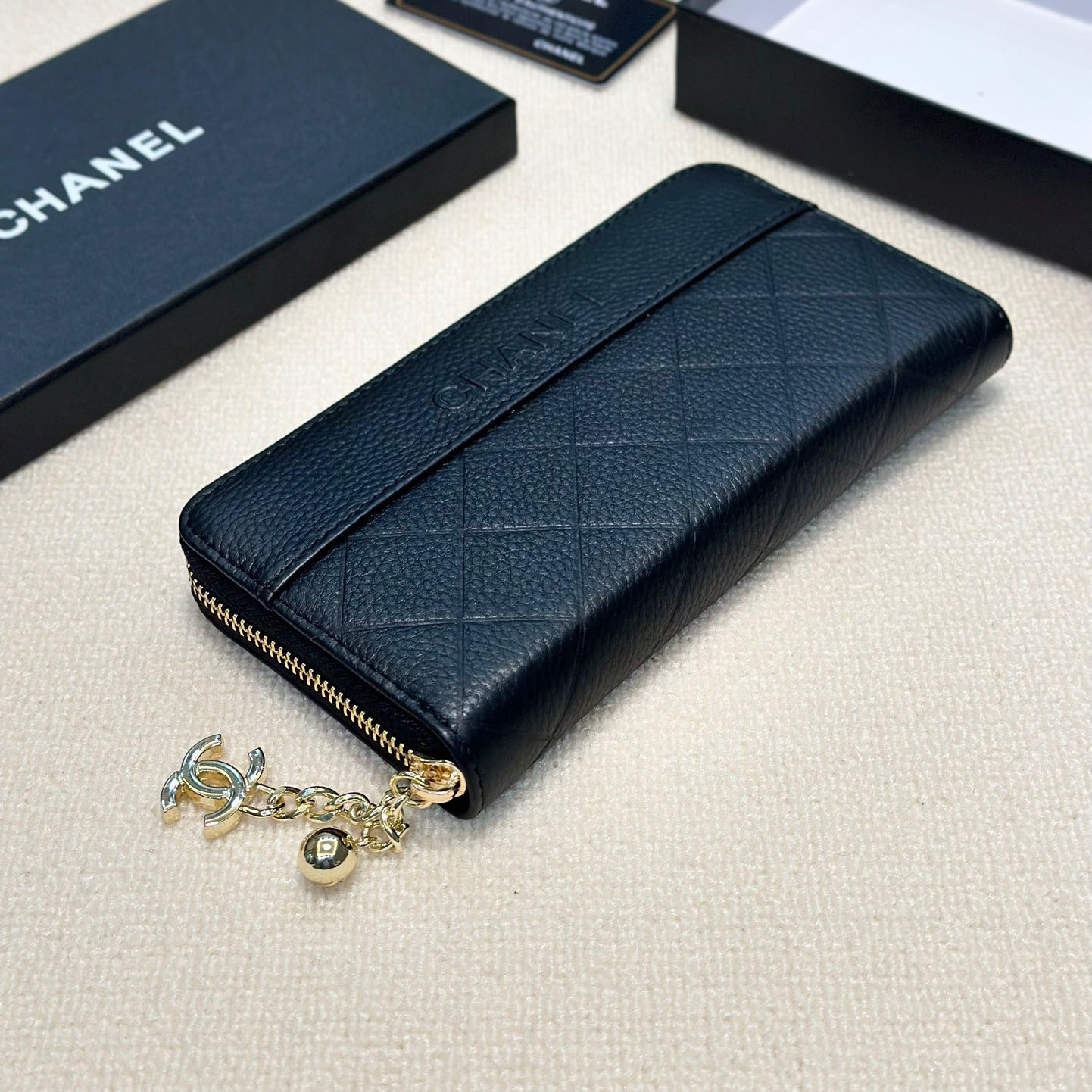 CH Stylish Long Wallet STZB250405