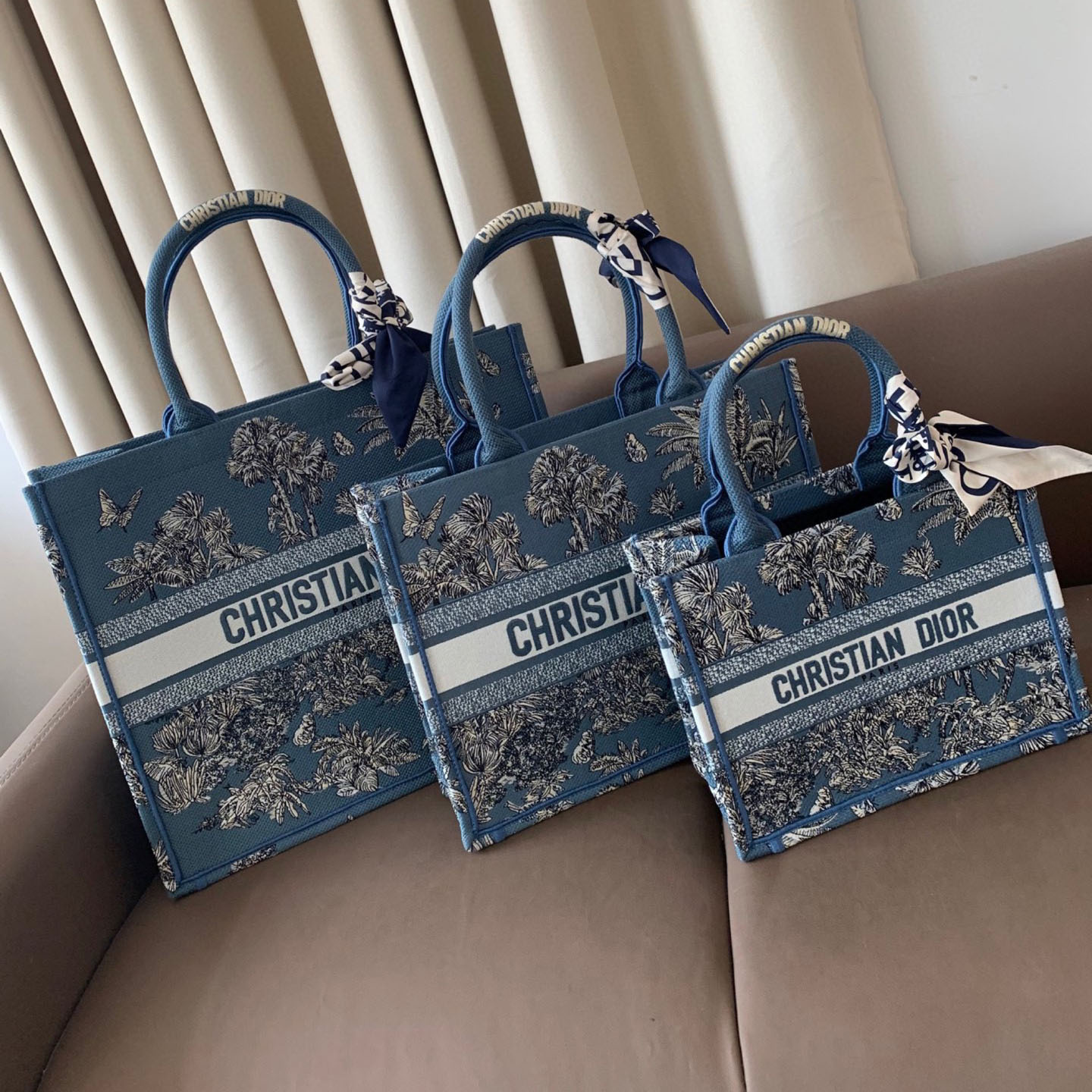 Dor Tote Bags STZB250413