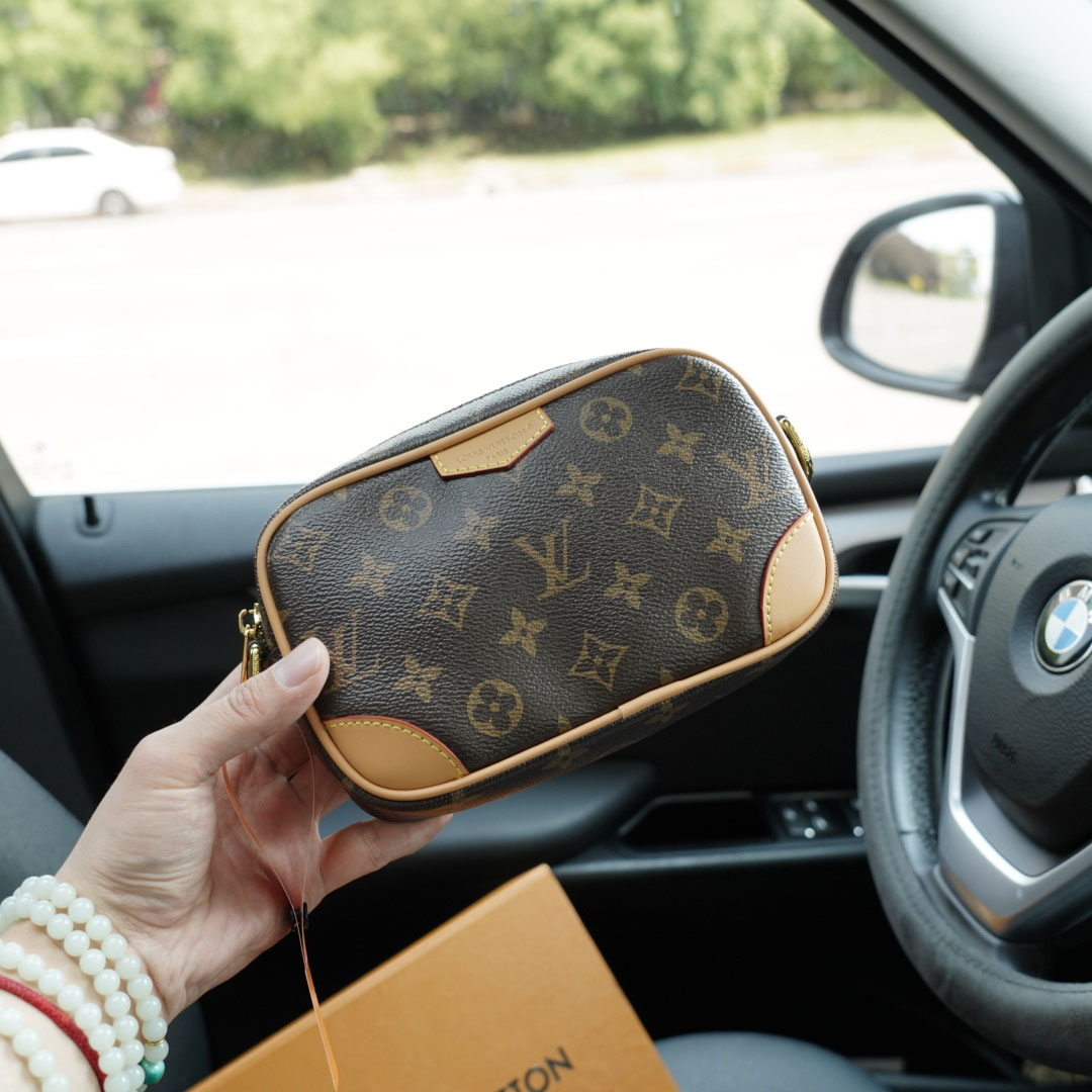 LV Fashion Shoulder Bag VK250413