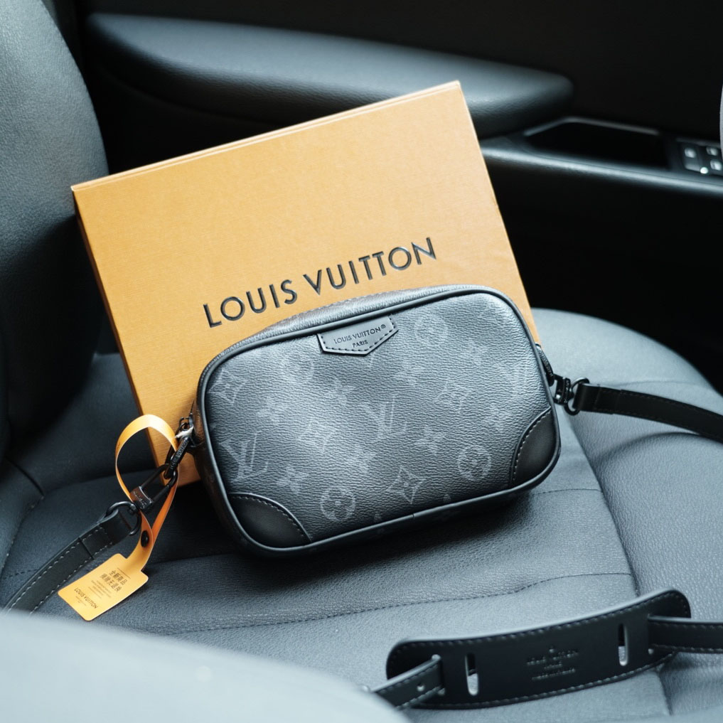 LV Shoulder Bag VK250411